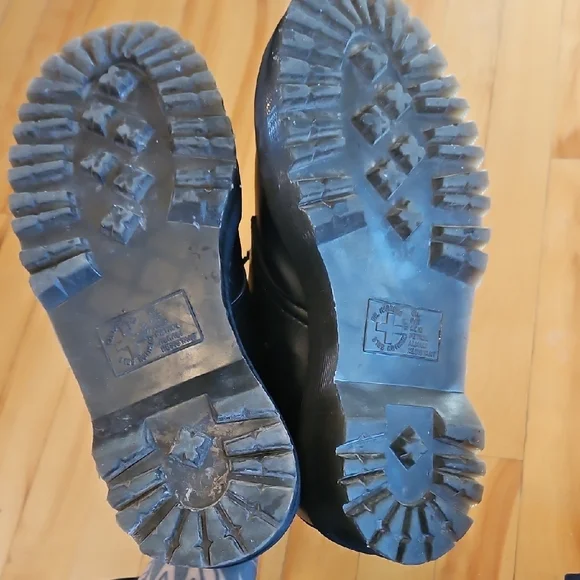 Dr. Martens Mono Felix Platforme Black Vegan Leather Shoes - Picture 6 of 8